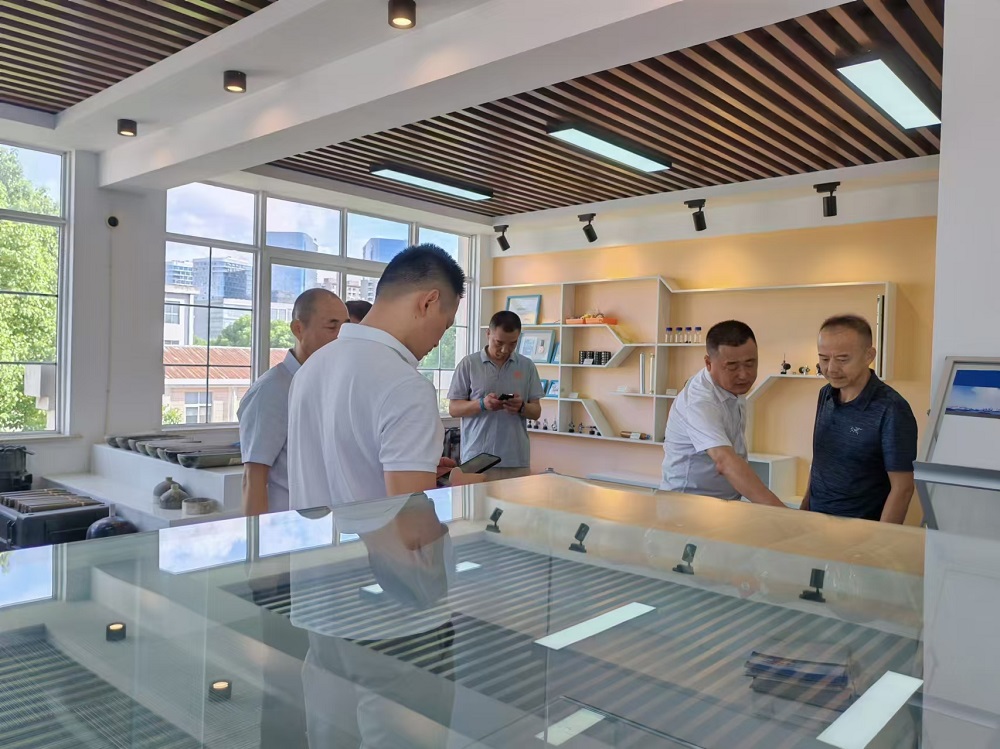 1726728222572522.jpg aaf975184ecc1a63e1ceb52aa5df9b6.jpg